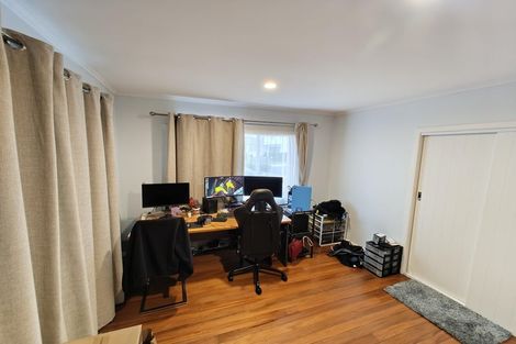 Photo of property in 13 Richard Avenue, Bucklands Beach, Auckland, 2014