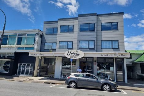 Photo of property in 3/232 Main Road, Tawa, Wellington, 5028