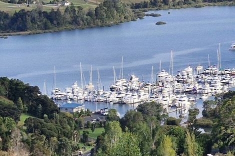 Photo of property in 84 Brick Bay Drive, Sandspit, Warkworth, 0982