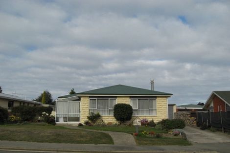 Photo of property in 42 Walbrook Crescent, Oamaru North, Oamaru, 9400