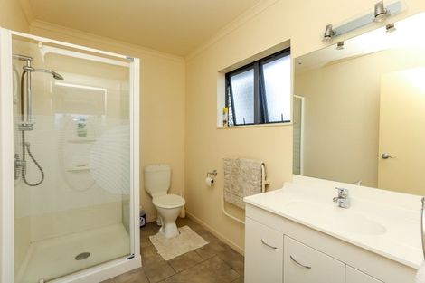 Photo of property in 10 Horizon Heights, Whalers Gate, New Plymouth, 4310