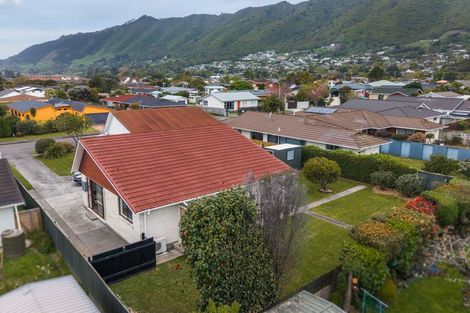 Photo of property in 18a Belvedere Avenue, Waikanae, 5036