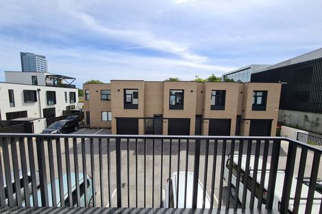 Photo of property in 3/243 Cambridge Terrace, Christchurch Central, Christchurch, 8013