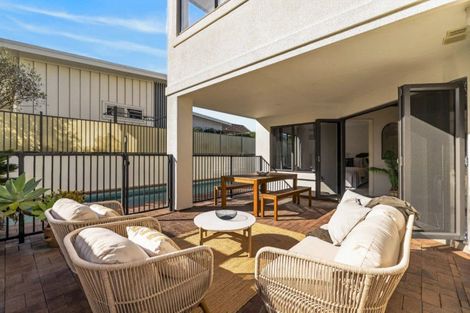 Photo of property in 1 Motiti Road, Papamoa Beach, Papamoa, 3118