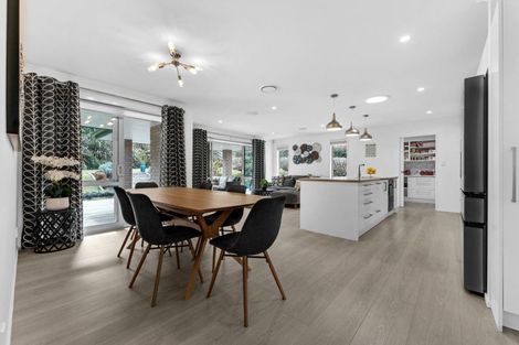 Photo of property in 2g Country Club Lane, Waiuku, 2123