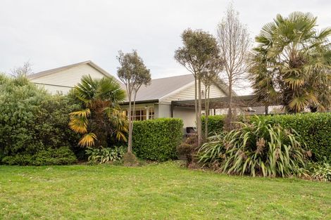 Photo of property in 26 Grahams Road, Ilam, Christchurch, 8041