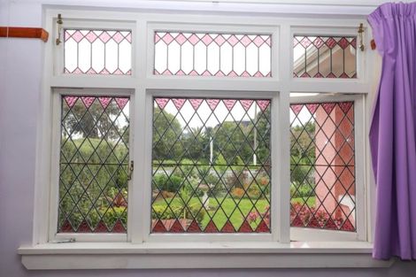 Photo of property in 122 Queen Sh25 Street, Thames, 3500