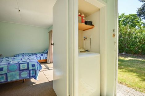 Photo of property in 121 Newcastle Street, Mahia, 4198