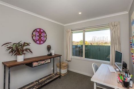Photo of property in 78b Vivian Street, Burwood, Christchurch, 8083