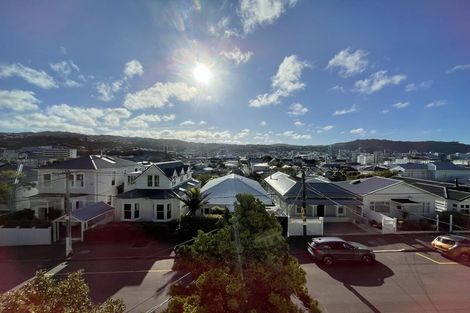 Photo of property in 77 Austin Street, Mount Victoria, Wellington, 6011