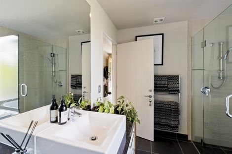 Photo of property in 20 Rannoch Drive, Jacks Point, Queenstown, 9371