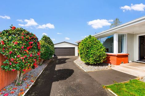 Photo of property in 4 Colesbury Street, Bishopdale, Christchurch, 8053