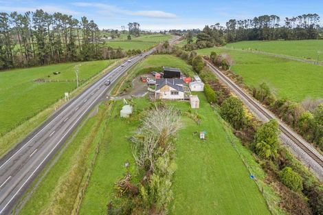 Photo of property in 2634 Mountain Road, Tariki, Stratford, 4394