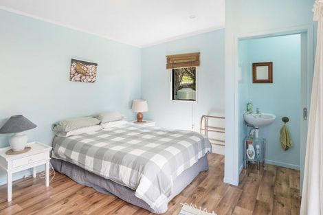 Photo of property in 97 Mahinepua Road, Kaeo, 0478