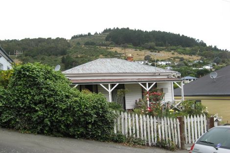 Photo of property in 88 Oxford Street, Lyttelton, 8082