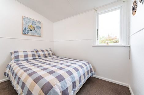 Photo of property in 42 Stirling Street, Kakanui, Oamaru, 9495