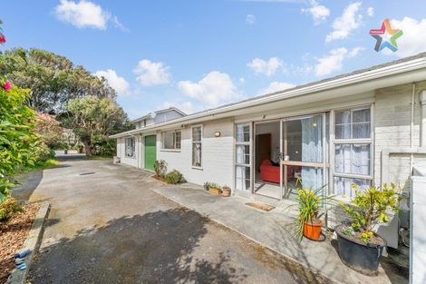Photo of property in 51b Ludlam Crescent, Woburn, Lower Hutt, 5010