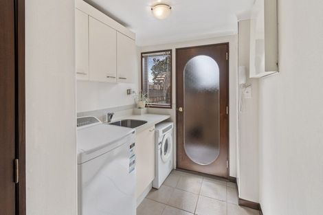 Photo of property in 19 Clyside Avenue, Half Moon Bay, Auckland, 2012