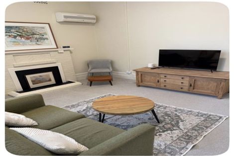 Photo of property in 60 Royal Terrace, Dunedin Central, Dunedin, 9016