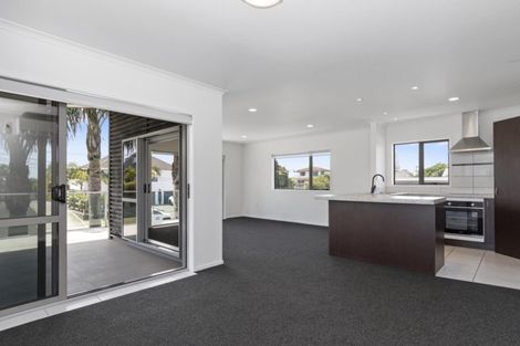 Photo of property in 1044a Papamoa Beach Road, Papamoa Beach, Papamoa, 3118