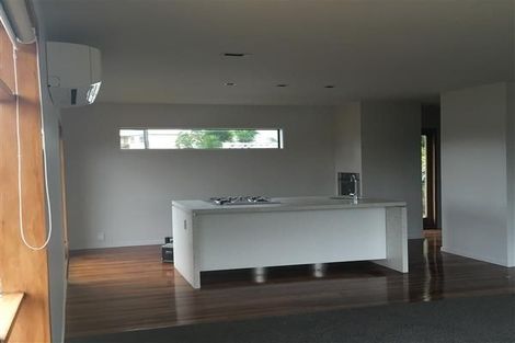 Photo of property in 67 Huatoki Street, Vogeltown, New Plymouth, 4310