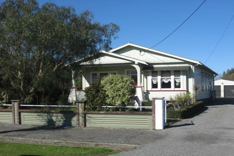 Photo of property in 25 Garrison Street, Carterton, 5713