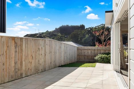 Photo of property in 51 Banks Boulevard, Whitby, Porirua, 5024