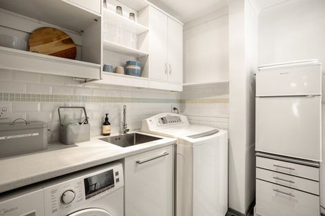 Photo of property in 152 Centennial Drive, Whitianga, 3510