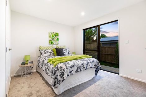 Photo of property in 16a Sheridan Drive, New Lynn, Auckland, 0600