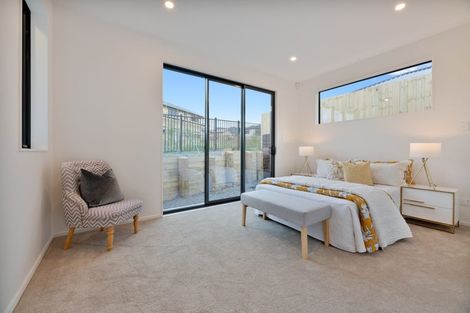 Photo of property in 7 Kiokio Place, Swanson, Auckland, 0614