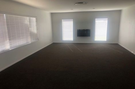 Photo of property in 50 Dickson Road, Papamoa Beach, Papamoa, 3118