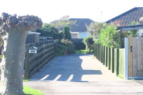 Photo of property in 2/12 Paton Avenue, Papatoetoe, Auckland, 2025