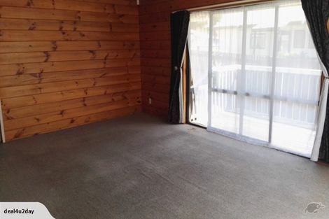 Photo of property in 22 Lendenfeld Drive, Papatoetoe, Auckland, 2025