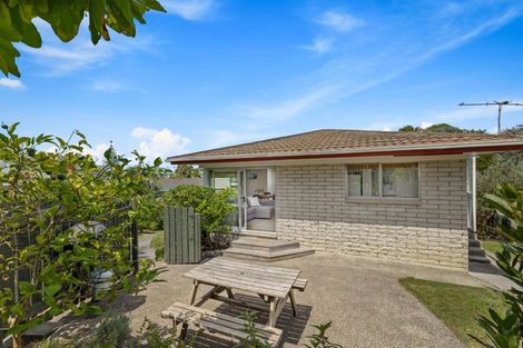 Photo of property in 1/168 Stredwick Drive, Torbay, Auckland, 0630