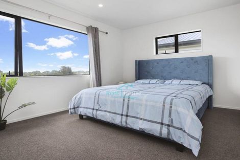 Photo of property in 38 Matawhanga Drive, Wattle Downs, Auckland, 2103