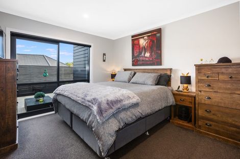 Photo of property in 12 Mo Street, Camborne, Porirua, 5026