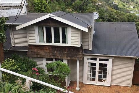 Photo of property in 28 Saint Michaels Crescent, Kelburn, Wellington, 6012