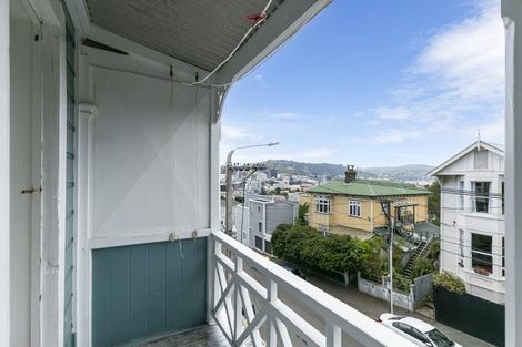 Photo of property in 96 Pirie Street, Mount Victoria, Wellington, 6011