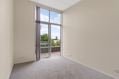 Photo of property in 35k Garnet Road, Westmere, Auckland, 1022