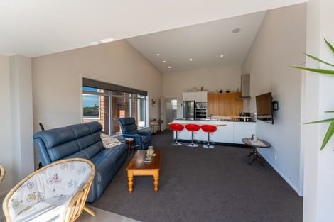 Photo of property in 174 Douglas Street, Highfield, Timaru, 7910