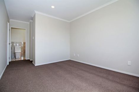 Photo of property in 33 Bellbird Street, Papakura, 2110