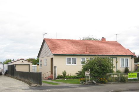 Photo of property in 35 Hutcheson Street, Mayfield, Blenheim, 7201