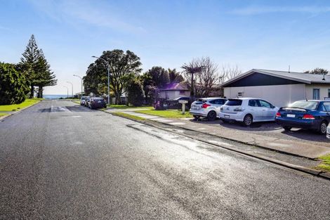 Photo of property in 10 Aubrey Street, New Plymouth, 4310