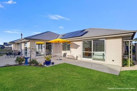 Photo of property in 35 Larissa Road, Halswell, Christchurch, 8025