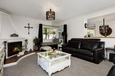 Photo of property in 35 Glenn Terrace, Otumoetai, Tauranga, 3110