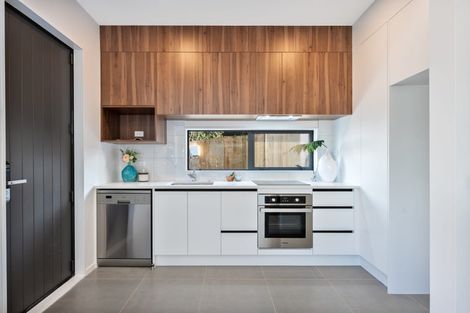 Photo of property in 3b Cadiz Place, Red Hill, Papakura, 2110