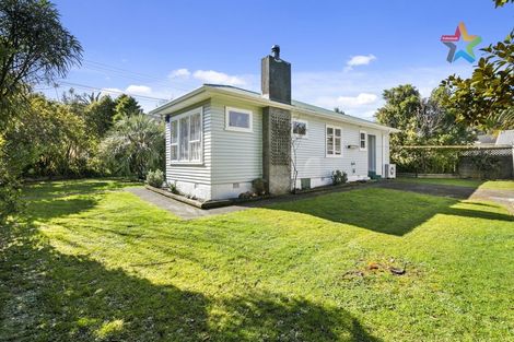 Photo of property in 1 Kopara Grove, Stokes Valley, Lower Hutt, 5019