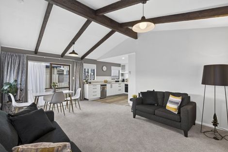 Photo of property in 1/39 Fulford Street, New Plymouth, 4310