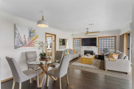 Photo of property in 50 Clovelly Road, Bucklands Beach, Auckland, 2012