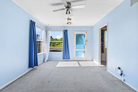 Photo of property in 1/12 Cresta Avenue, Beach Haven, Auckland, 0626